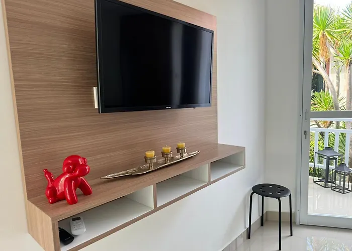 Homely, Cozy In 5 Seminyak